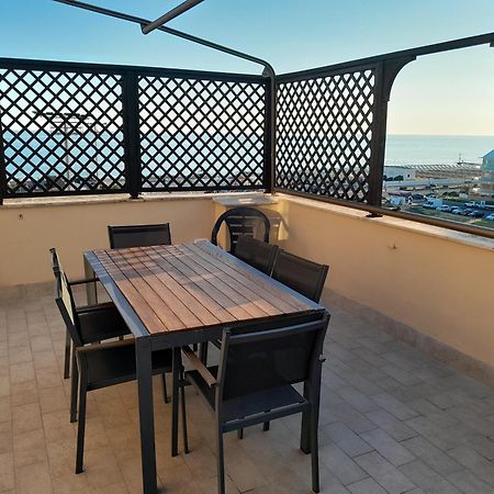 Casa Paradiso Ostia Buitenkant foto
