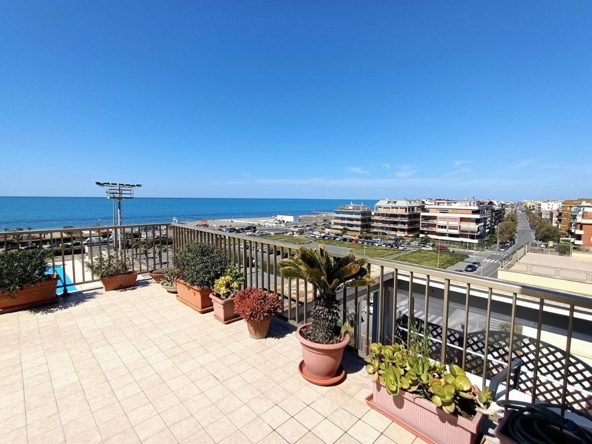 Casa Paradiso Ostia Buitenkant foto